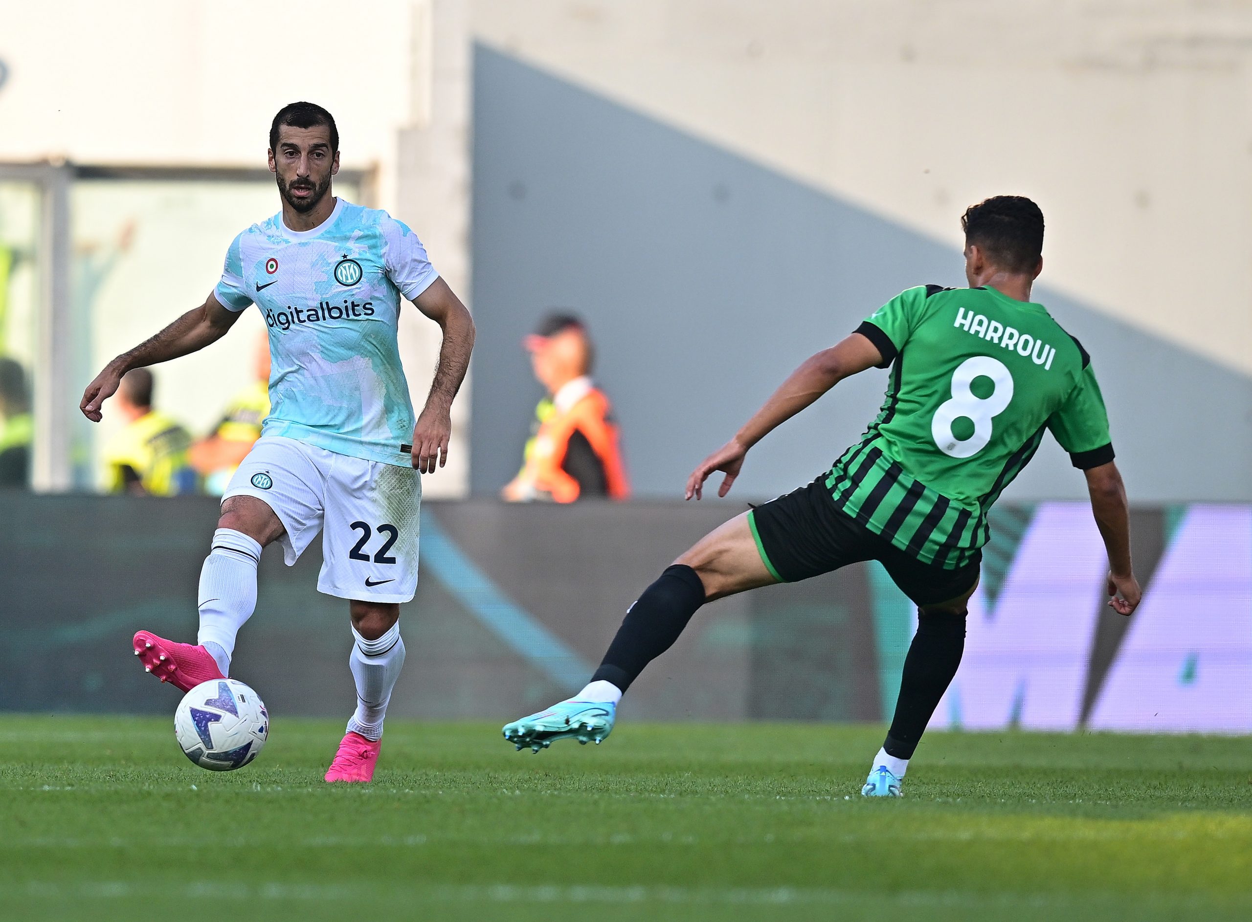 Inter, prove di rinnovo con Mkhitaryan: il calciatore è in scadenza