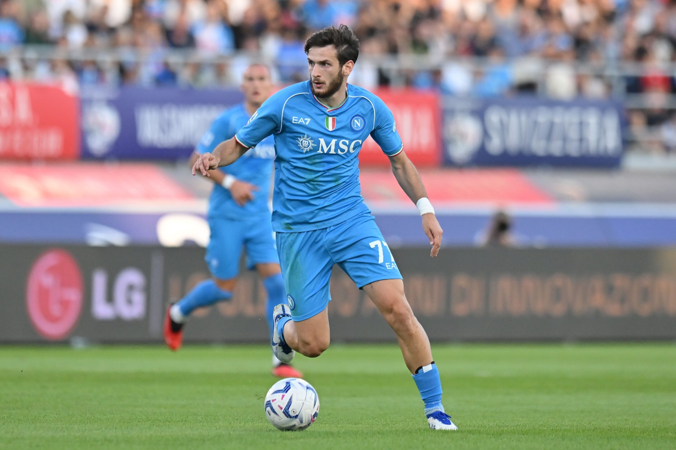 Napoli / Kvaratskhelia: “Ronaldo il mio idolo. Leao grande persona”