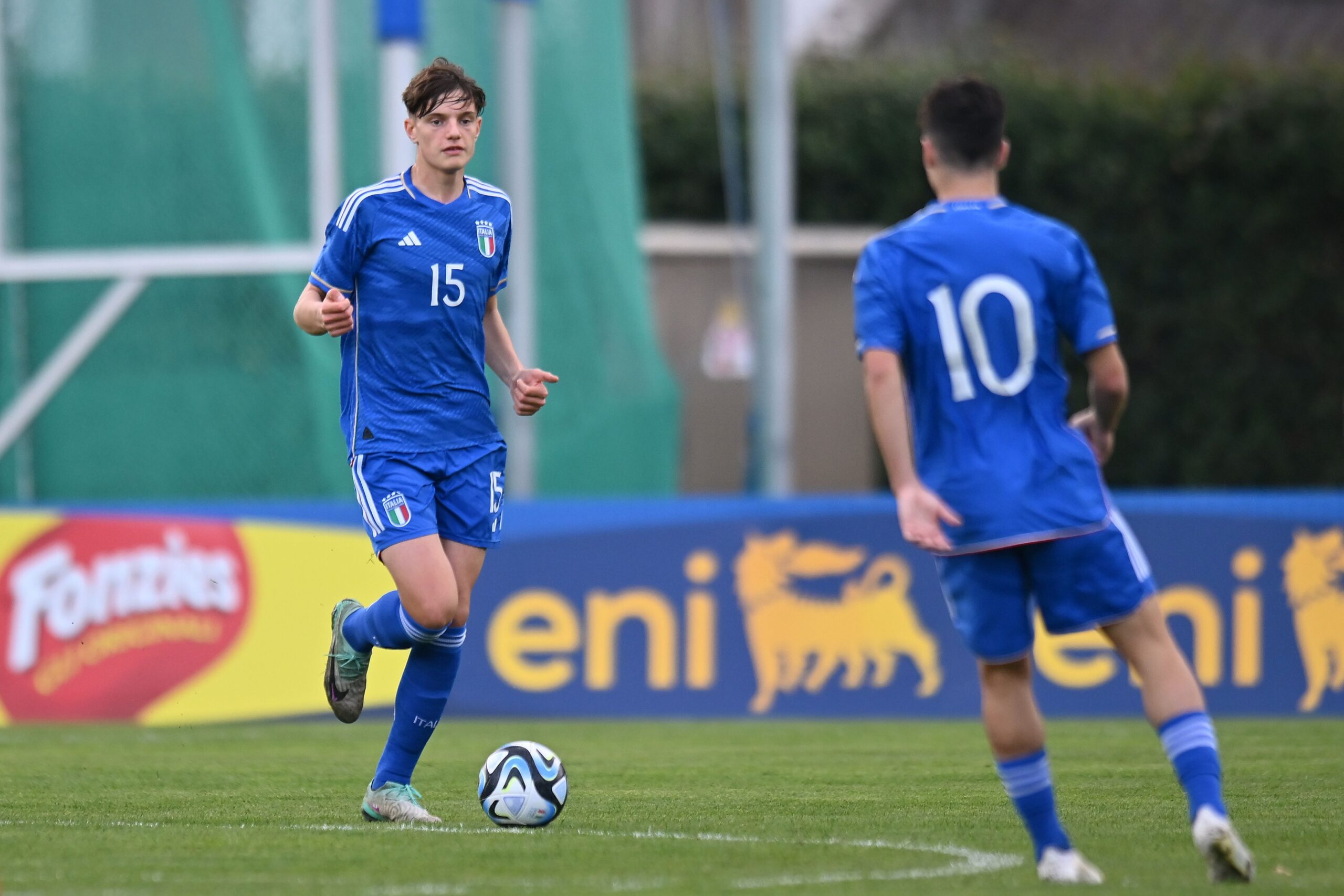 Calciomercato Inter: corsa due per la difesa, Leoni o De Winter